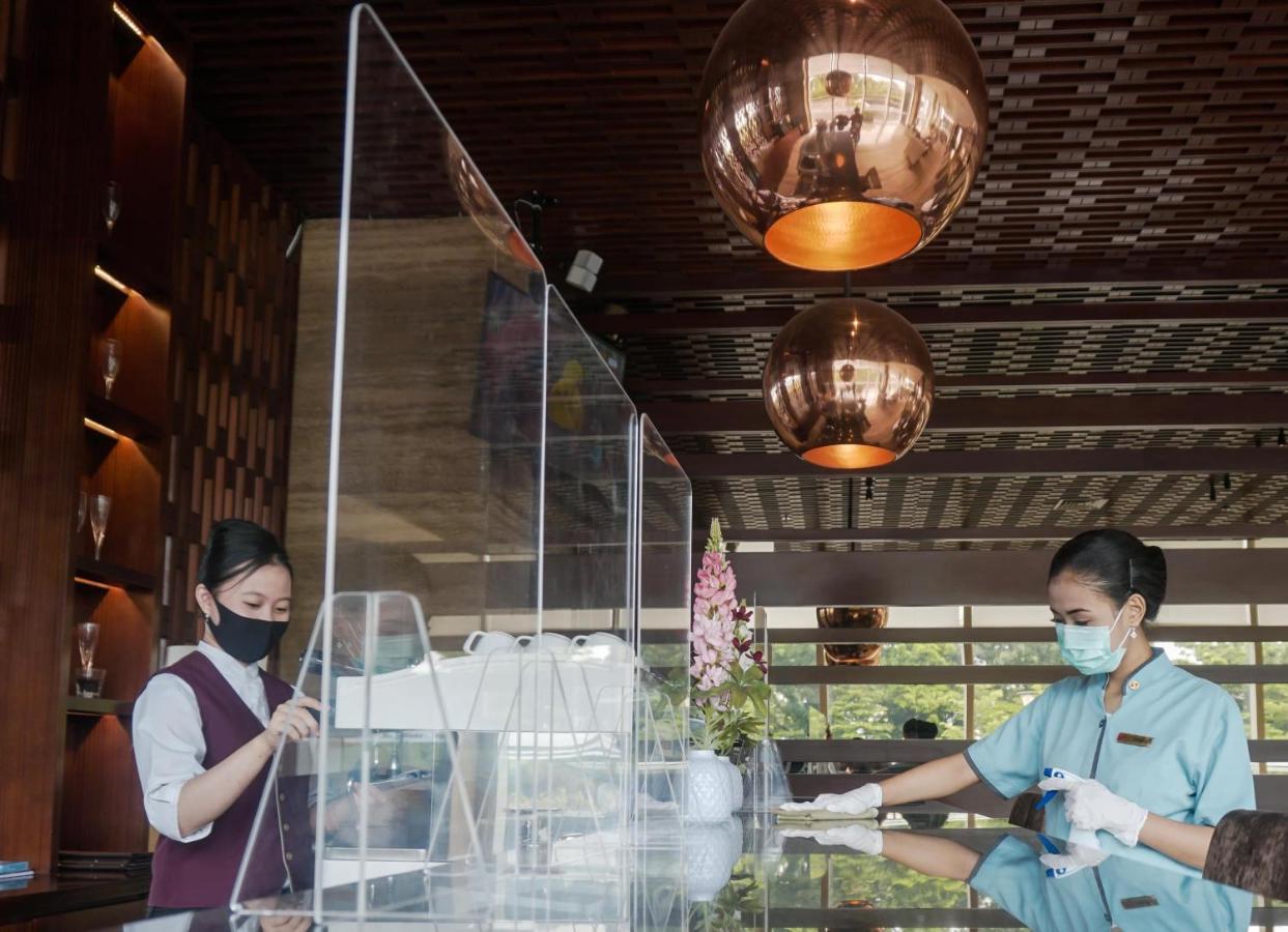 Swiss-Belcourt Serpong Kültér fotó