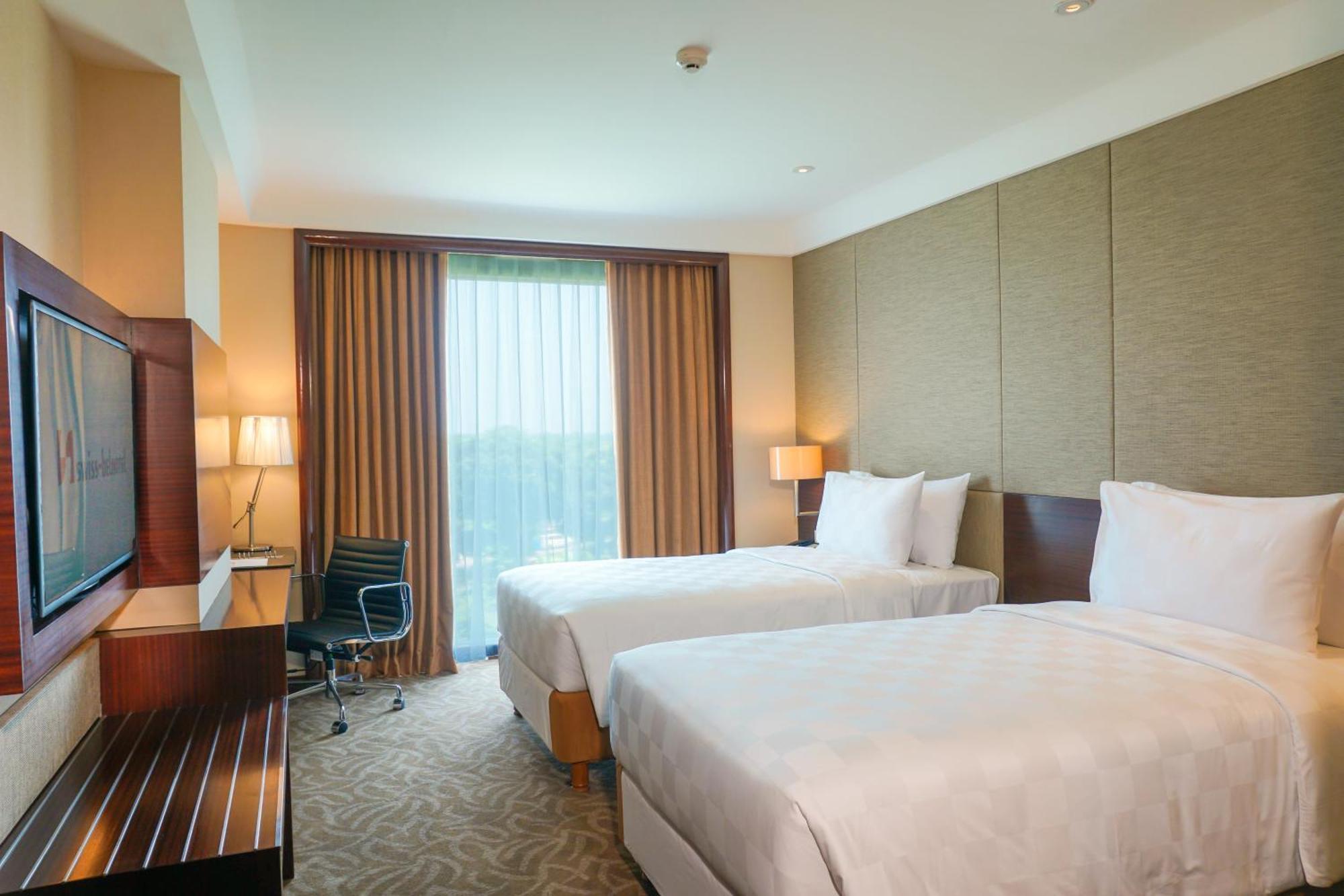 Swiss-Belcourt Serpong Szoba fotó